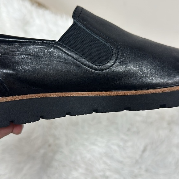 Vaneli, Women's Slip On Black Super Soft Leather Shoes Sz 8N,Made In Ethiopia - Picture 6 of 10